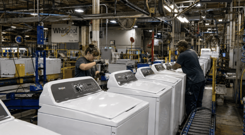 Whirlpool Puts Skilled Trades in Spotlight During Labor Secretary Visit to Ohio Washer Plant 37 whirlpool clyde ohio washer plant skilled trades